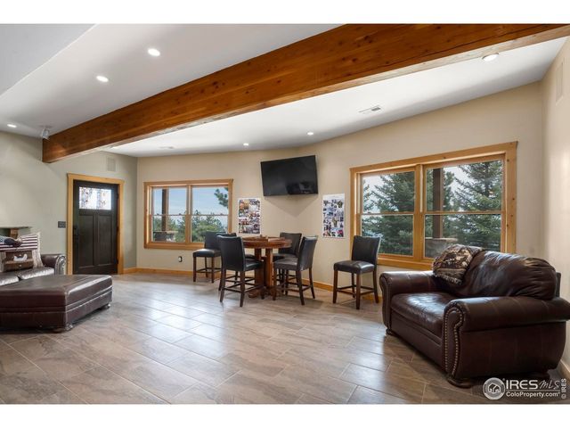 555 James Park Trl, Loveland, CO 80537