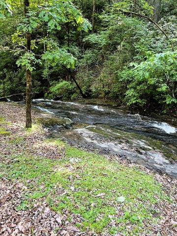 746 Mission Dam Road, Hayesville, NC 28904