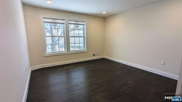 7 Maple Street 1, Bloomfield, NJ 07003
