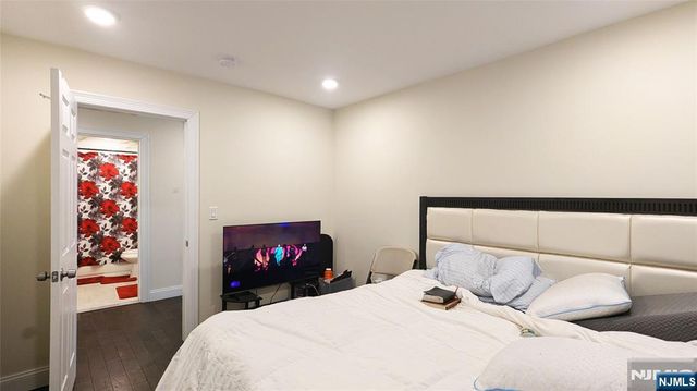 7 Maple Street 1, Bloomfield, NJ 07003