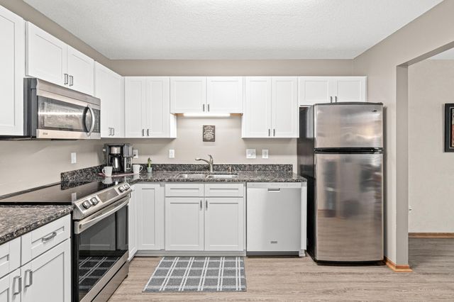 13145 Gemstone Court, Apple Valley, MN 55124