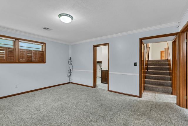 1210 N Farmstead St, Wichita, KS 67208