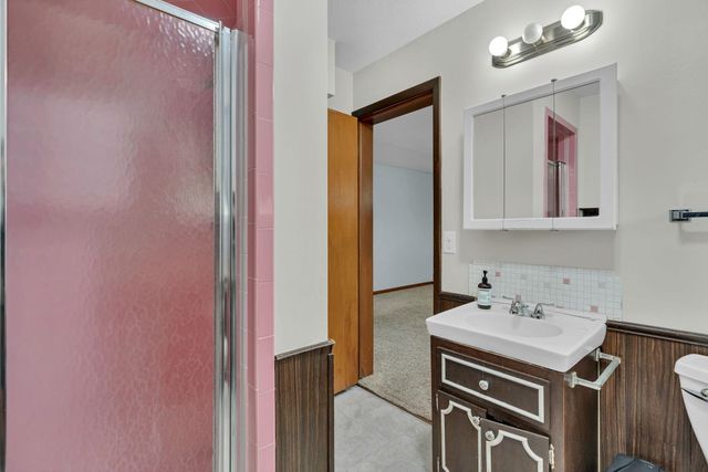 1210 N Farmstead St, Wichita, KS 67208