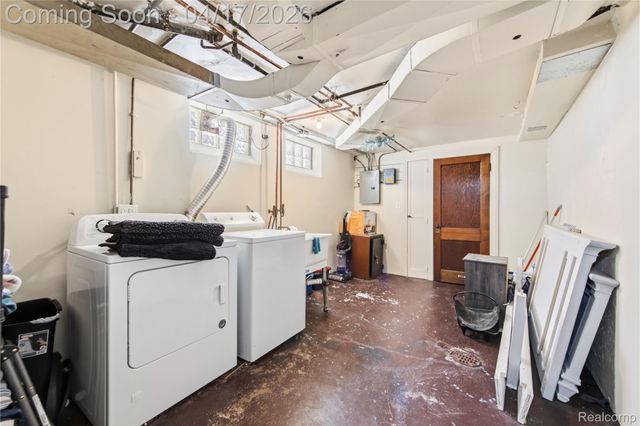 8549 Marygrove Drive, Detroit, MI 48221