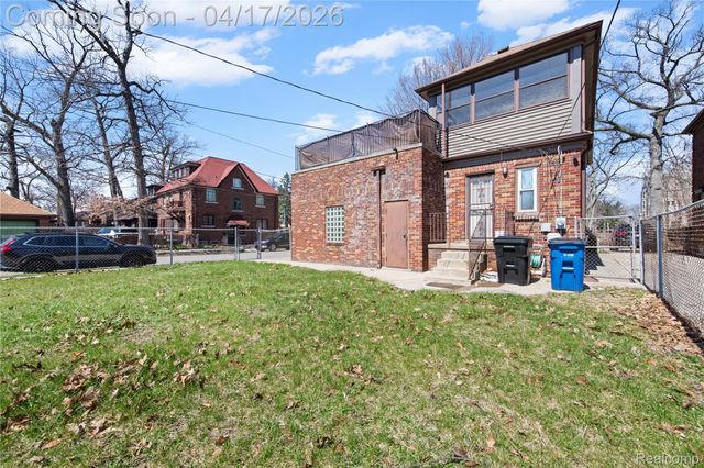 8549 Marygrove Drive, Detroit, MI 48221