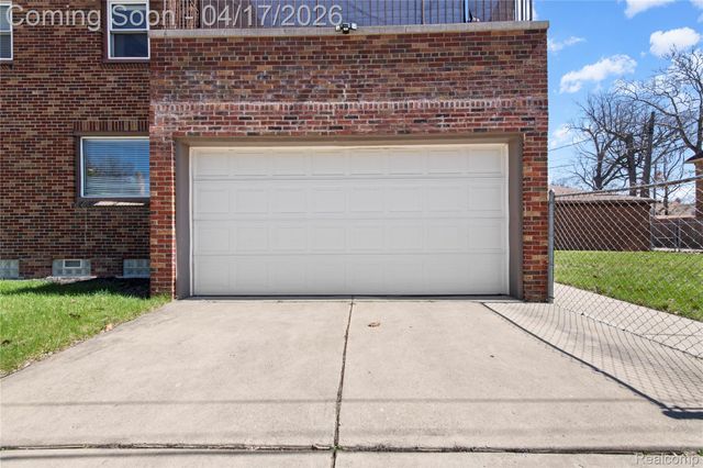 8549 Marygrove Drive, Detroit, MI 48221