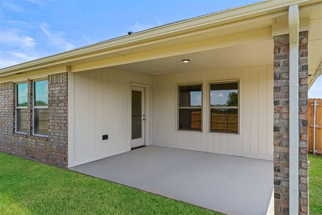 2473 Erin Way, Blanchard, OK 73010
