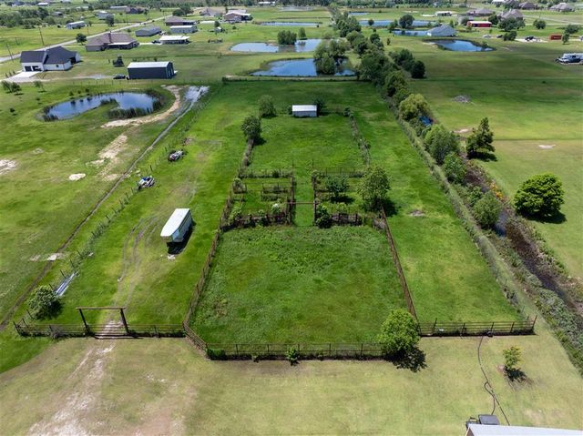 401 Parish Line Road, Lake Charles, LA 70607