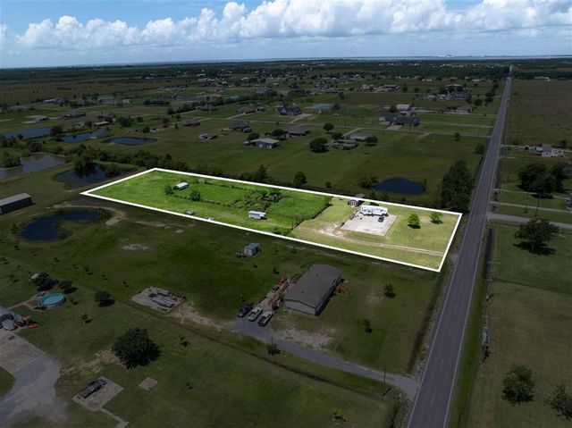 401 Parish Line Road, Lake Charles, LA 70607