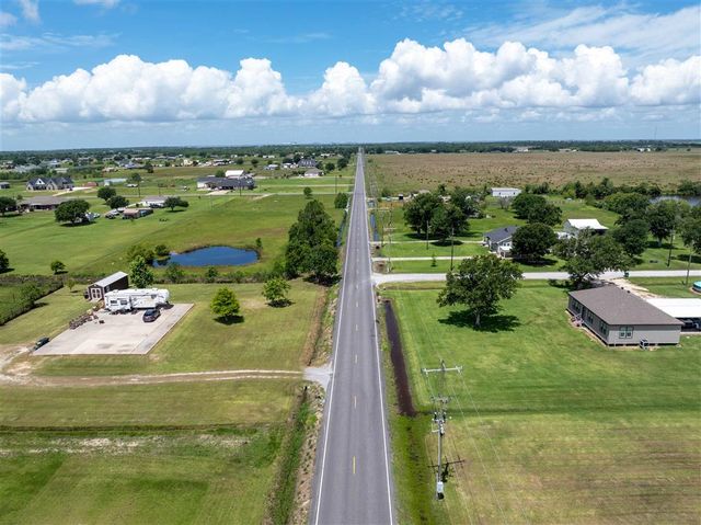401 Parish Line Road, Lake Charles, LA 70607