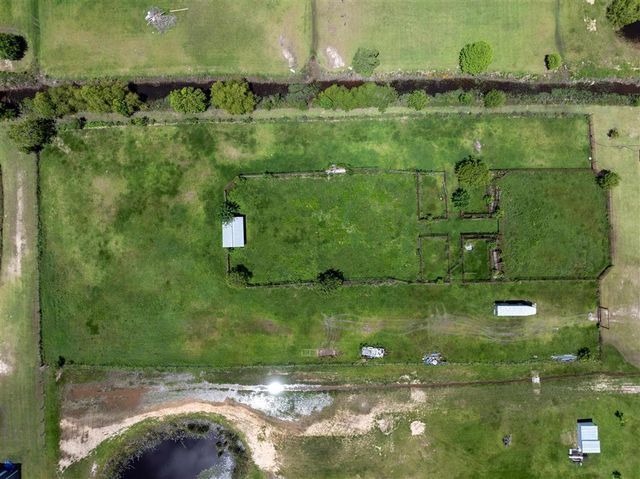 401 Parish Line Road, Lake Charles, LA 70607