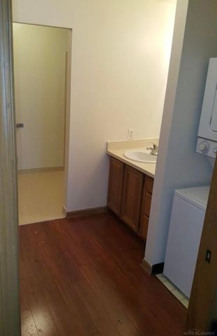 15530 Ashley Court, Macomb Twp, MI 48044