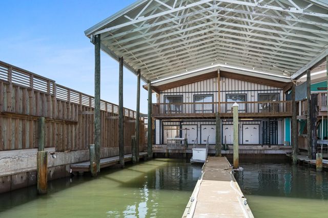 318 W Cotter Ave 1, Port Aransas, TX 78373