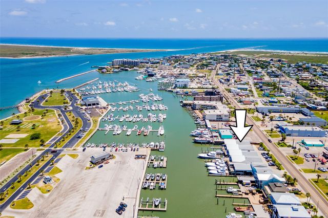 318 W Cotter Ave 1, Port Aransas, TX 78373
