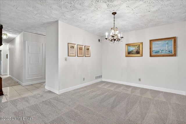 5800 Coach Gate Wynde 319 C, Louisville, KY 40207