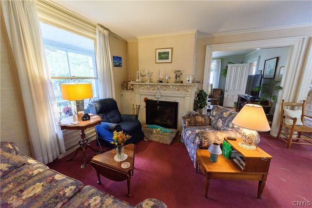 20 West Lake Street, Skaneateles, NY 13152