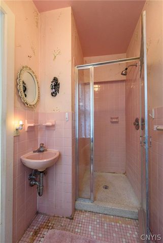 20 West Lake Street, Skaneateles, NY 13152