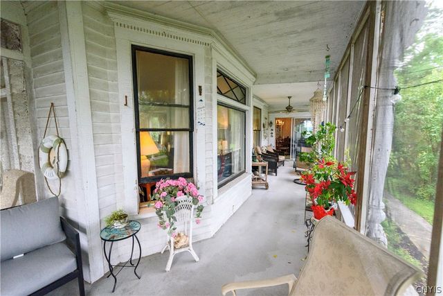 20 West Lake Street, Skaneateles, NY 13152