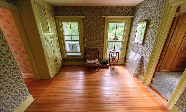 20 West Lake Street, Skaneateles, NY 13152