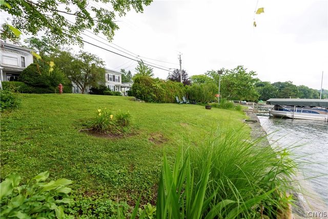 20 West Lake Street, Skaneateles, NY 13152