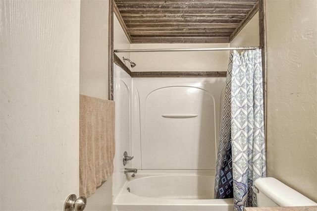 700 Ga Zump Drive, Norman, OK 73069
