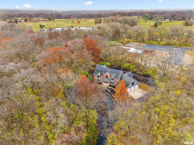 2211 SHERIDAN Road, Pekin, IL 61554