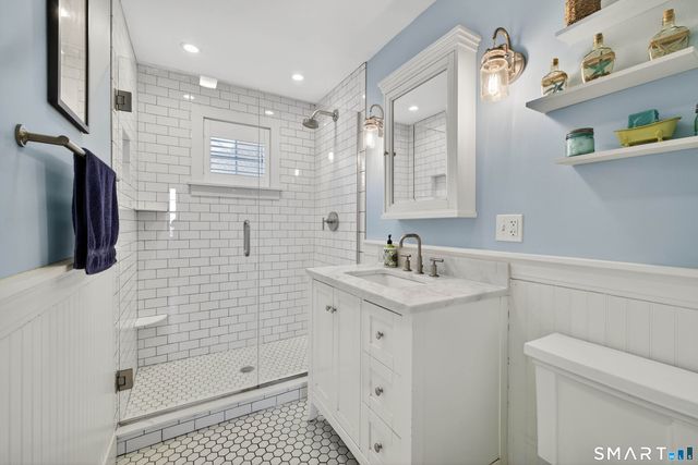 2 Pequot Trail, Old Saybrook, CT 06475