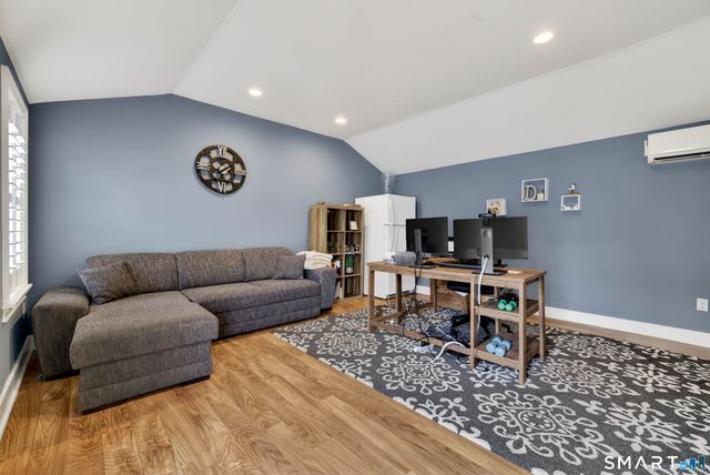 2 Pequot Trail, Old Saybrook, CT 06475