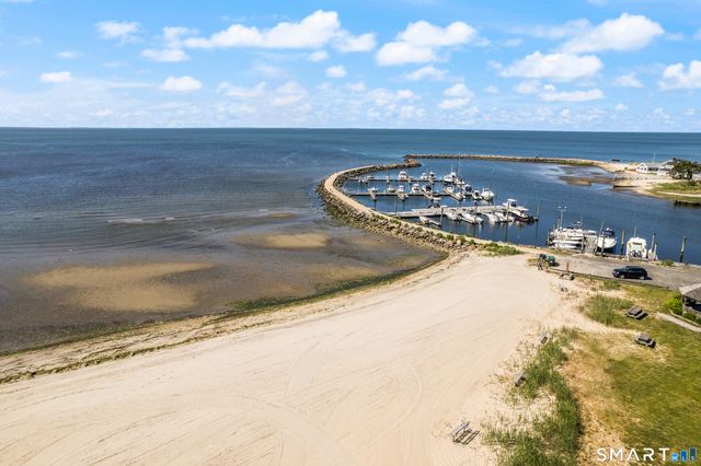 2 Pequot Trail, Old Saybrook, CT 06475