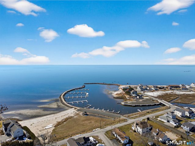 2 Pequot Trail, Old Saybrook, CT 06475