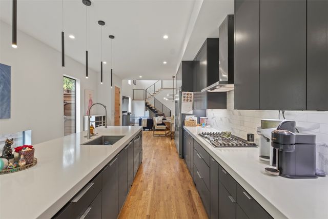 2335 Kirby Street, Dallas, TX 75204