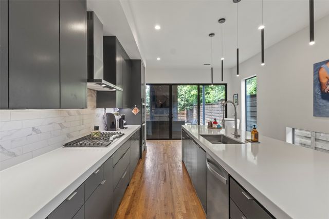 2335 Kirby Street, Dallas, TX 75204