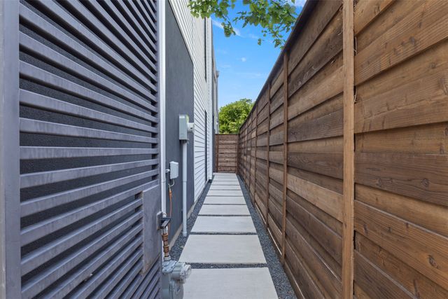 2335 Kirby Street, Dallas, TX 75204