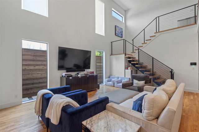 2335 Kirby Street, Dallas, TX 75204