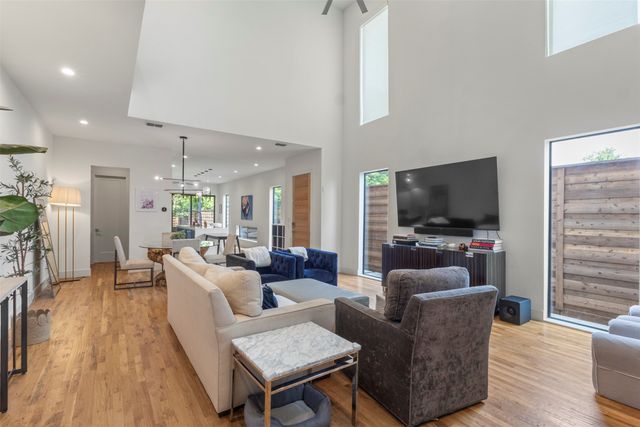 2335 Kirby Street, Dallas, TX 75204