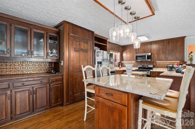 30 Hillcrest Road, Maggie Valley, NC 28751
