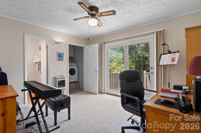 30 Hillcrest Road, Maggie Valley, NC 28751