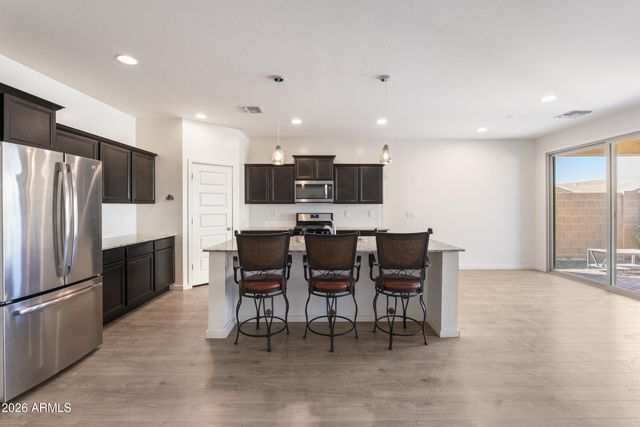 37156 N EL MORRO Trail, San Tan Valley, AZ 85140