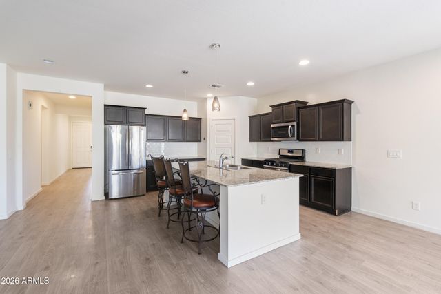 37156 N EL MORRO Trail, San Tan Valley, AZ 85140