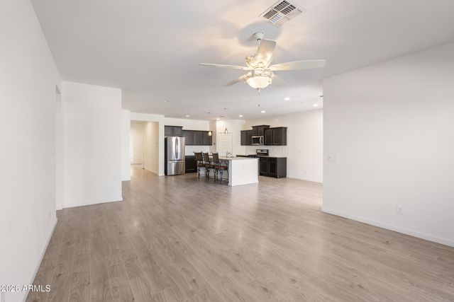 37156 N EL MORRO Trail, San Tan Valley, AZ 85140