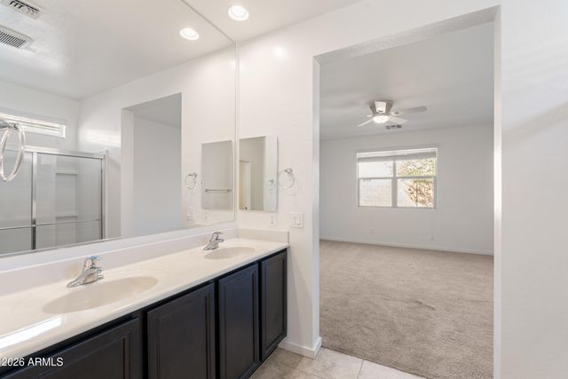 37156 N EL MORRO Trail, San Tan Valley, AZ 85140