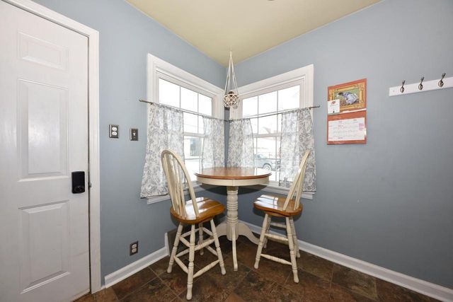 2327 S 79th STREET, West Allis, WI 53219