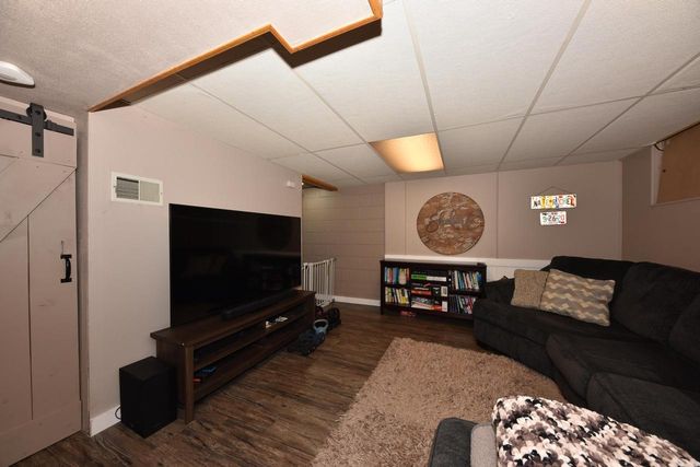 2327 S 79th STREET, West Allis, WI 53219