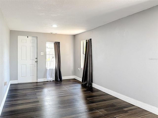 213 CLEVELAND AVENUE, Winter Haven, FL 33881