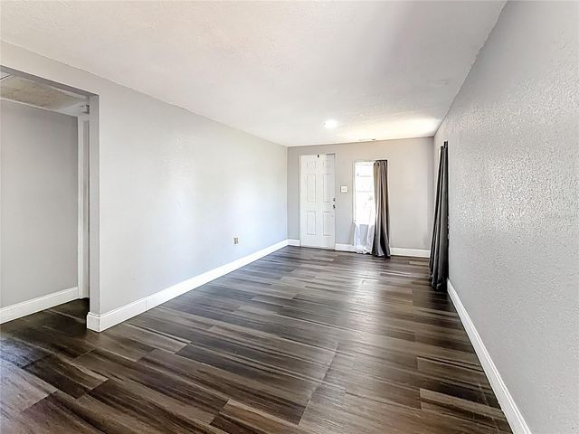 213 CLEVELAND AVENUE, Winter Haven, FL 33881