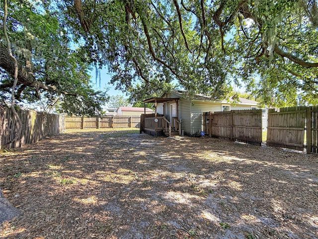 213 CLEVELAND AVENUE, Winter Haven, FL 33881