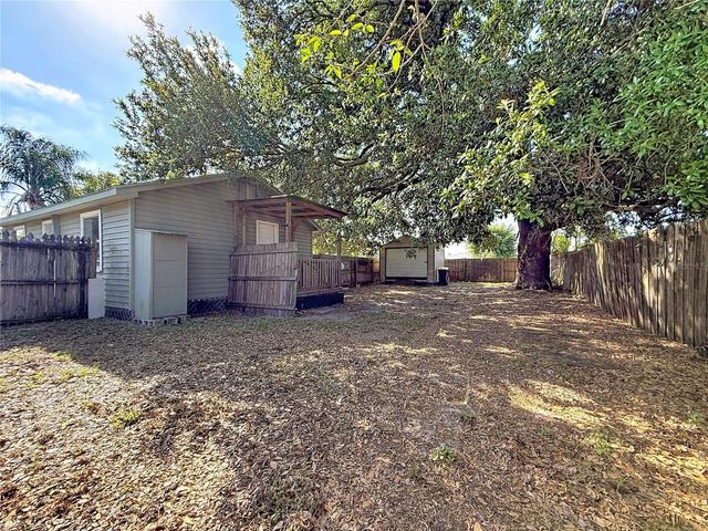 213 CLEVELAND AVENUE, Winter Haven, FL 33881