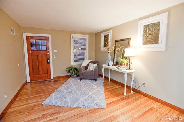 6425 Arthur Avenue, St Louis, MO 63139