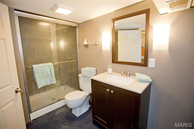 6425 Arthur Avenue, St Louis, MO 63139