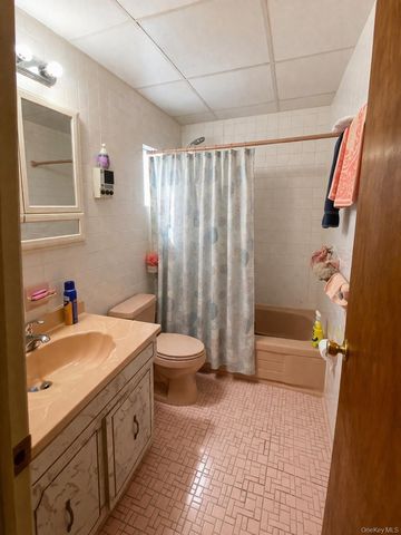 1312 Gipson Street, Far Rockaway, NY 11691